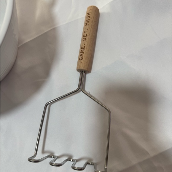 Mud Pie Circa Potato Bowl Set - Bowl with Hand Masher - New - Picture 5 of 7